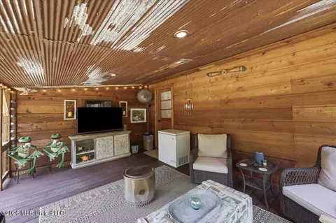 Exterior - 115 Rowe Dr, Braxton, MS 39044 photo 9 of 15