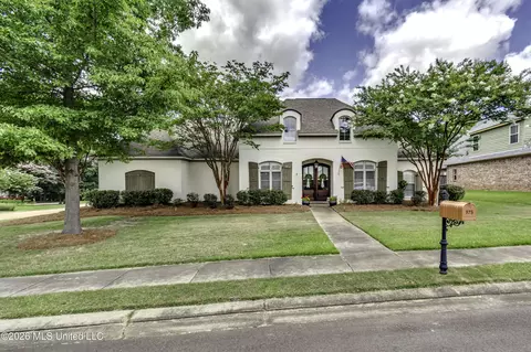 Exterior - 175 Carmichael Blvd, Madison, MS 39110 photo 2 of 15