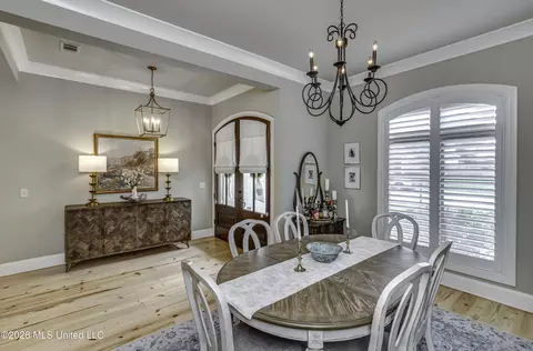 Dining - 175 Carmichael Blvd, Madison, MS 39110 photo 2 of 4