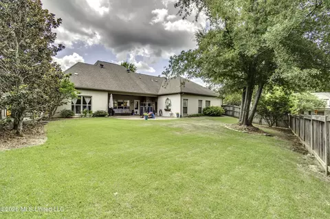 Exterior - 175 Carmichael Blvd, Madison, MS 39110 photo 6 of 15