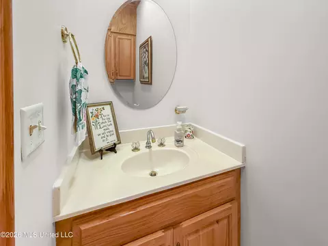Bath - 313 Lasalle Ct, Flowood, MS 39232 photo 5 of 5