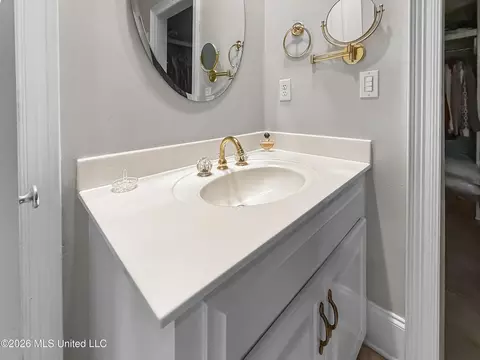 Bath - 313 Lasalle Ct, Flowood, MS 39232 photo 2 of 5