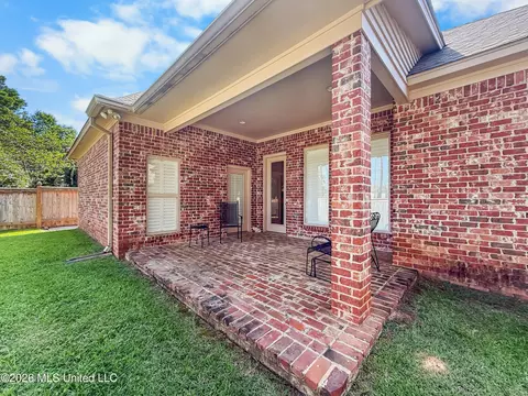 Exterior - 313 Lasalle Ct, Flowood, MS 39232 photo 5 of 9