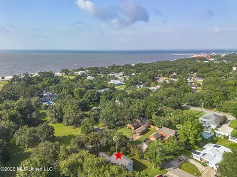 View/Area - 109 S Wright Ave, Long Beach, MS 39560 photo 1 of 2