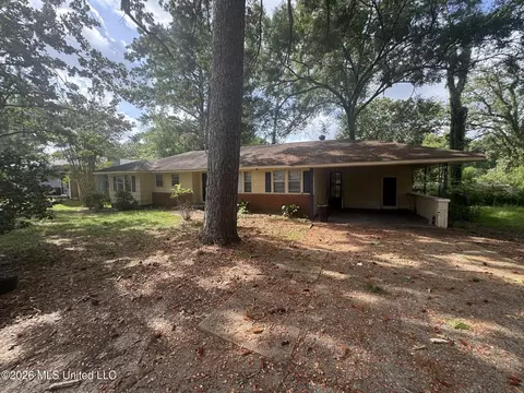 Exterior - 245 Shady Cir, Jackson, MS 39204 photo 2 of 3