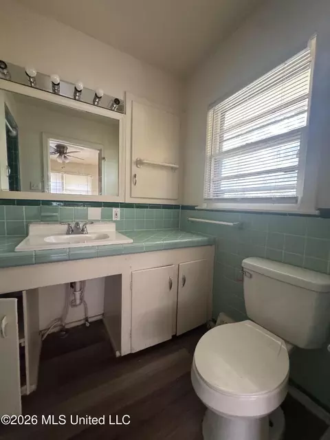 Bath - 245 Shady Cir, Jackson, MS 39204 photo 1 of 2