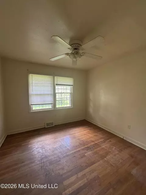 Bedroom - 245 Shady Cir, Jackson, MS 39204 photo 1 of 1