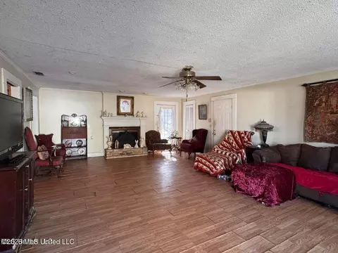 Living - 2930 Dantzler St, Moss Point, MS 39563 photo 1 of 6