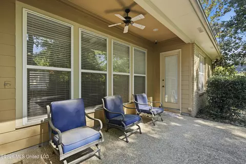 Exterior - 4610 Maurey Rd, Jackson, MS 39211 photo 5 of 10