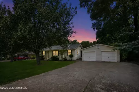 Exterior - 428 Northside Cir, Jackson, MS 39206 photo 5 of 5
