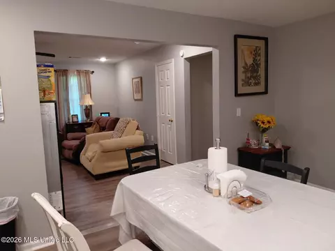 Dining - 2354 Belvedere Dr, Jackson, MS 39204 photo 1 of 1