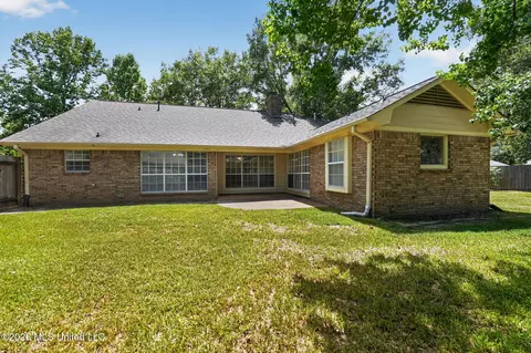 Exterior - 816 Strawberry Pointe, Madison, MS 39110 photo 3 of 3