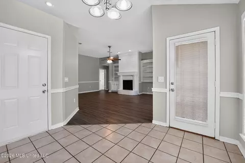 Entry Way - 816 Strawberry Pointe, Madison, MS 39110 photo 1 of 1