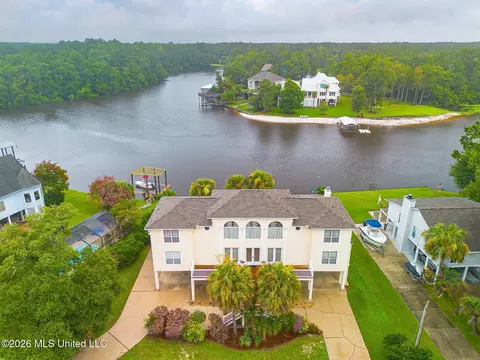 3508 Brandon James Dr, Biloxi, MS 39532