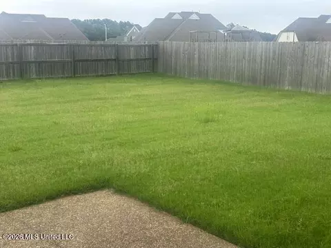 Exterior - 4710 E Dublin Cir, Olive Branch, MS 38654 photo 3 of 3