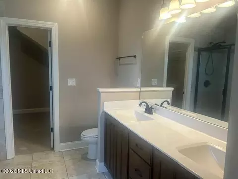 Bath - 4710 E Dublin Cir, Olive Branch, MS 38654 photo 1 of 1