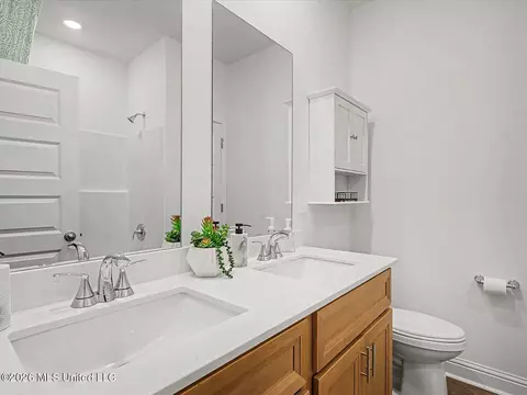Bath - 7995 Buttonbush Rd, Biloxi, MS 39532 photo 3 of 3