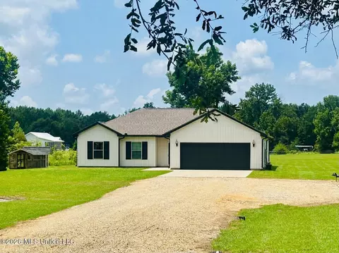 3479 Highway 53, Poplarville, MS 39470