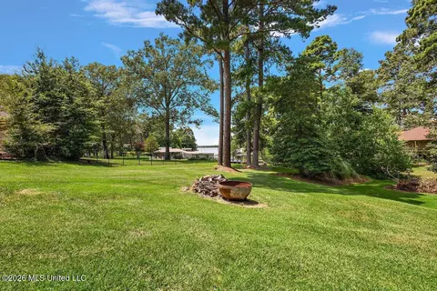 Exterior - 3922 Coker Rd, Madison, MS 39110 photo 7 of 11