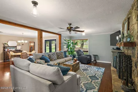 Living - 3922 Coker Rd, Madison, MS 39110 photo 1 of 3