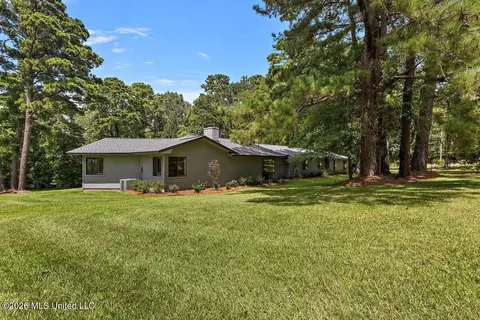 Exterior - 3922 Coker Rd, Madison, MS 39110 photo 8 of 11