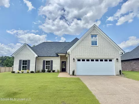 1020 Great Gln Dr, Southaven, MS 38671
