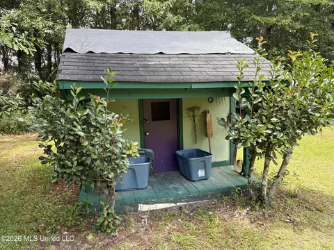 Exterior - 20116 F Ladner Rd, Saucier, MS 39574 photo 6 of 9