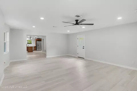 Living - 10132 Graystone Dr, Moss Point, MS 39562 photo 3 of 4