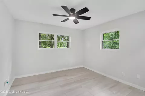 Bedroom - 10132 Graystone Dr, Moss Point, MS 39562 photo 5 of 5