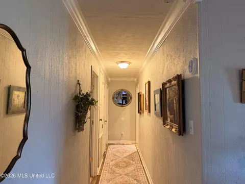 Entry Way - 32 Pine St, Bude, MS 39630 photo 1 of 3