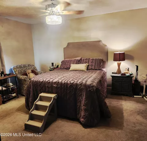 Bedroom - 5155 Wayneland Dr #M1, Jackson, MS 39211 photo 1 of 4