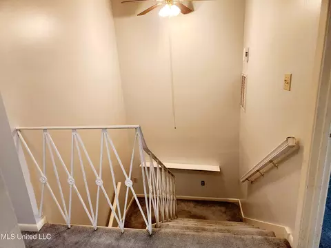 Entry Way - 5155 Wayneland Dr #M1, Jackson, MS 39211 photo 3 of 3