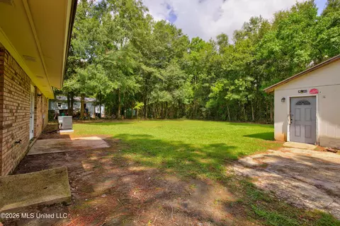 Exterior - 5717 Meadowview Dr, Moss Point, MS 39562 photo 2 of 5