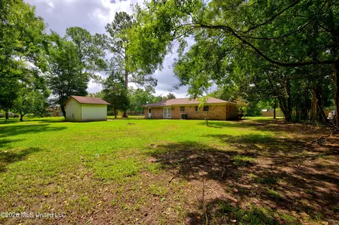 Exterior - 5717 Meadowview Dr, Moss Point, MS 39562 photo 4 of 5