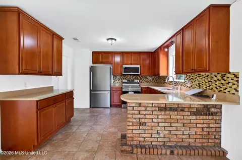 Kitchen - 5717 Meadowview Dr, Moss Point, MS 39562 photo 1 of 2
