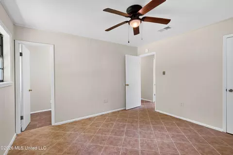 Bedroom - 5717 Meadowview Dr, Moss Point, MS 39562 photo 3 of 4