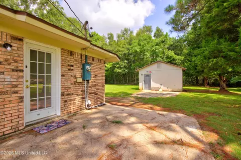 Exterior - 5717 Meadowview Dr, Moss Point, MS 39562 photo 1 of 5