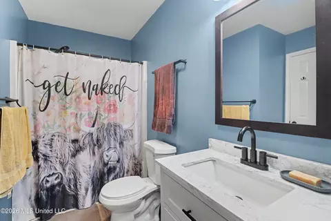 Bath - 1304 Sampson Rd, Lucedale, MS 39452 photo 1 of 1