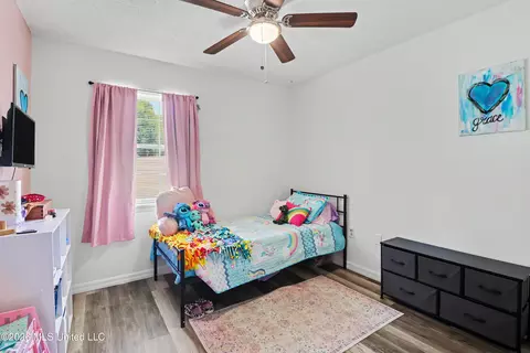 Bedroom - 1304 Sampson Rd, Lucedale, MS 39452 photo 3 of 4