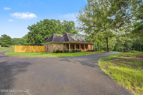 Exterior - 778 Steele Rd, Hernando, MS 38632 photo 2 of 7