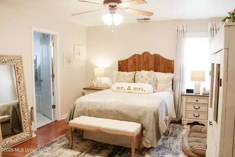 Bedroom - 2967 Dove Cv, Hernando, MS 38632 photo 1 of 7