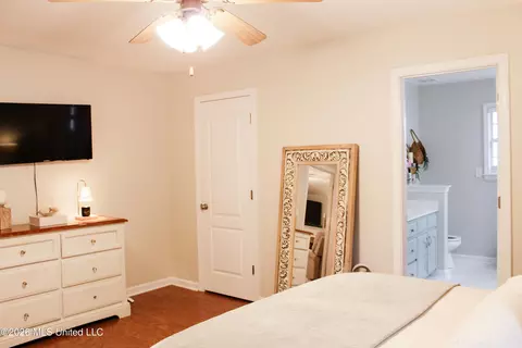 Bedroom - 2967 Dove Cv, Hernando, MS 38632 photo 3 of 7