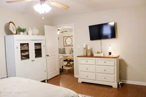 Bedroom - 2967 Dove Cv, Hernando, MS 38632 photo 2 of 7