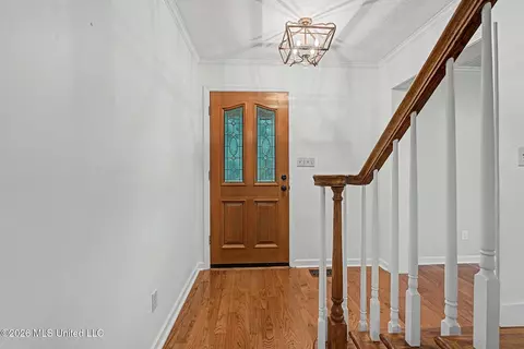 Entry Way - 1060 Wooten Rd, Nesbit, MS 38651 photo 1 of 4
