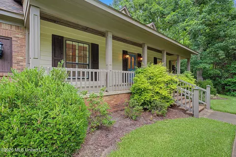 Exterior - 1060 Wooten Rd, Nesbit, MS 38651 photo 6 of 20