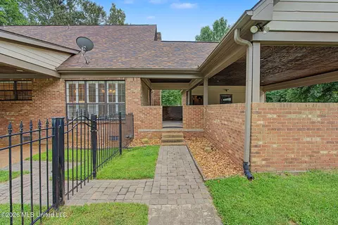 Exterior - 1060 Wooten Rd, Nesbit, MS 38651 photo 14 of 20