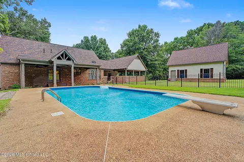Exterior - 1060 Wooten Rd, Nesbit, MS 38651 photo 11 of 20