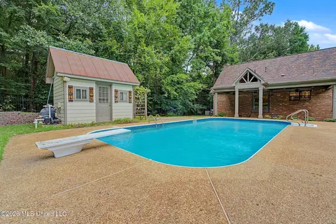 Exterior - 1060 Wooten Rd, Nesbit, MS 38651 photo 10 of 20
