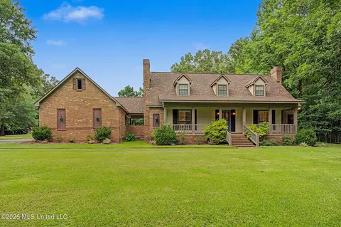 Exterior - 1060 Wooten Rd, Nesbit, MS 38651 photo 2 of 20