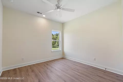 Bedroom - 2373 S Highway 301, Hernando, MS 38632 photo 2 of 5